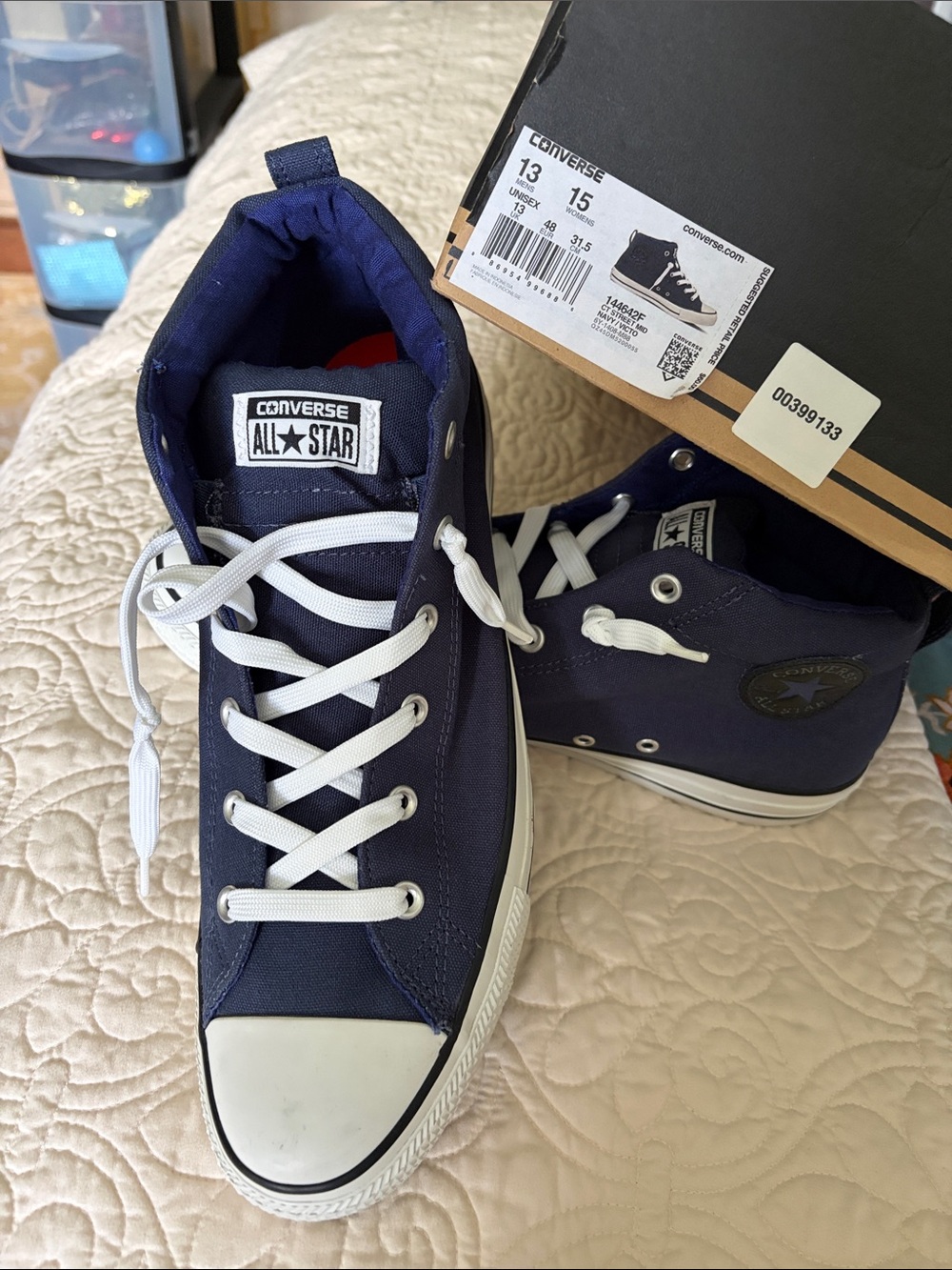 Converse Navy Blue & White High Top Sneakers. Unisex sizes men 13. Women. 15